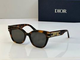 Picture of Dior Sunglasses _SKUfw52368254fw